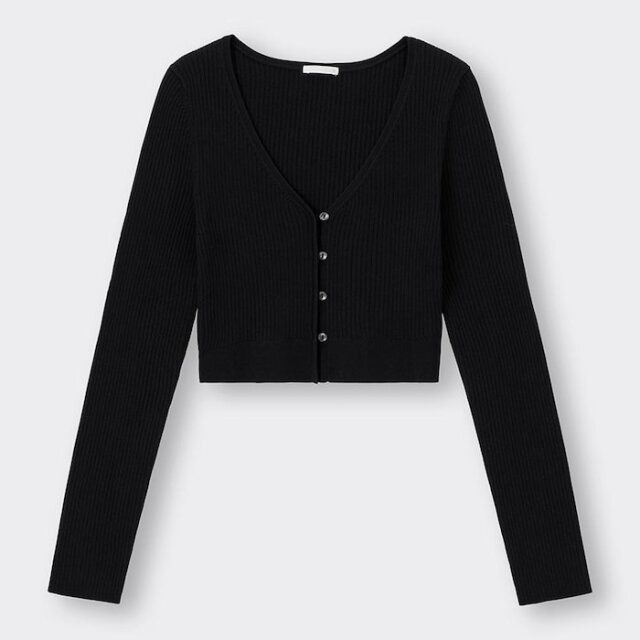 GUの黒カーディガン