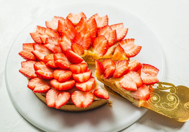 桜のいちごタルト レシピ 完成