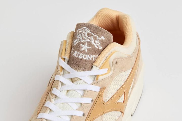 ミズノと「IL BISONTE」のコラボスニーカーがおしゃれ！MIZUNOのレプリカユニに“コーデしたい”注目の一足