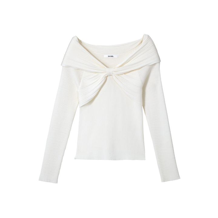 SNIDELのリボントップス