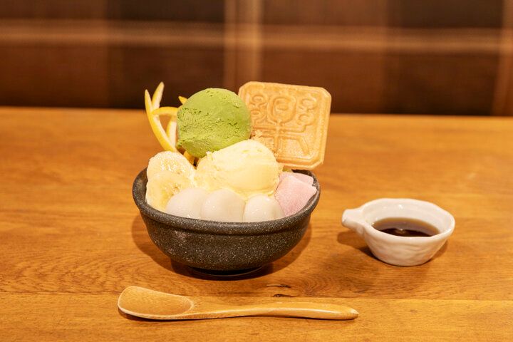 抹茶ぱふぇや特製あんみつが人気／錦糸町「北斎茶房」