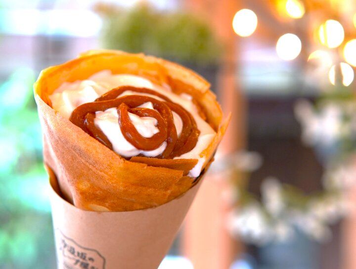 童話に出てきそうな静かなお庭で味わう生はちみつのクレープ♪横浜・元町「汐汲坂のクレープ屋さん」