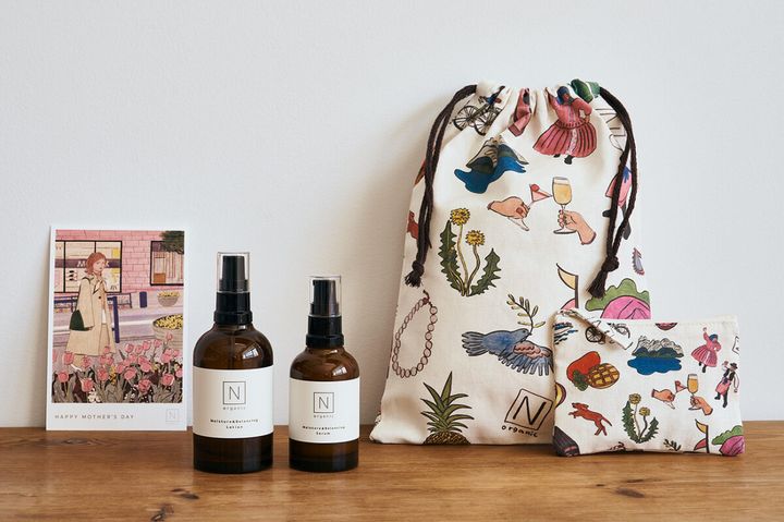 「ゴルフ帰りのパサパサ」をケア！ 特別デザインの巾着＆ポーチがかわいい限定ギフト