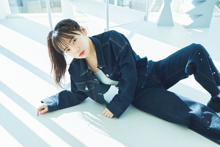 齊藤京子　太もも 