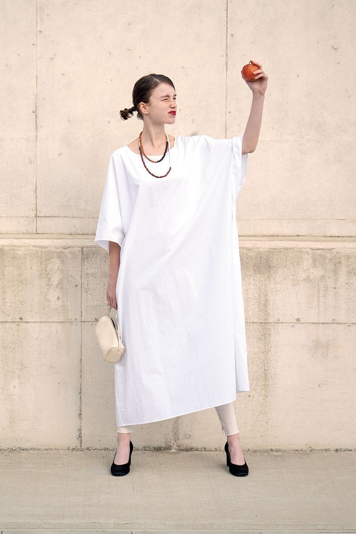 《THE ROW》ヴィンテージコットンの心地良いドレスを纏って【本日のFUDGE GIRL-3月23日】