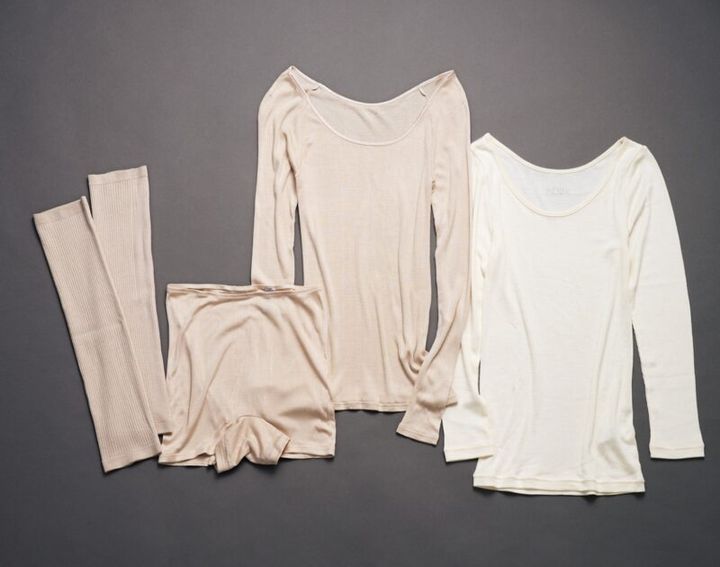 エルニ、ワコールのユエのシルクインナー