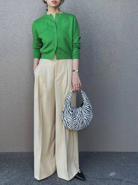 春のカーディガンコーデ