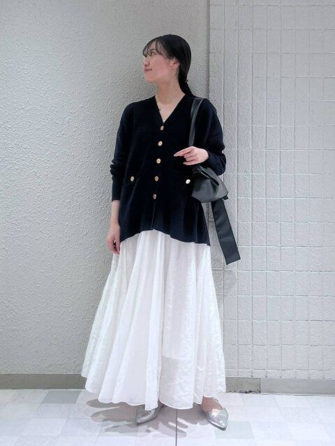 春のカーディガンコーデ