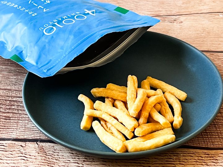 よくあるかりんとうと比べると、かなり細め