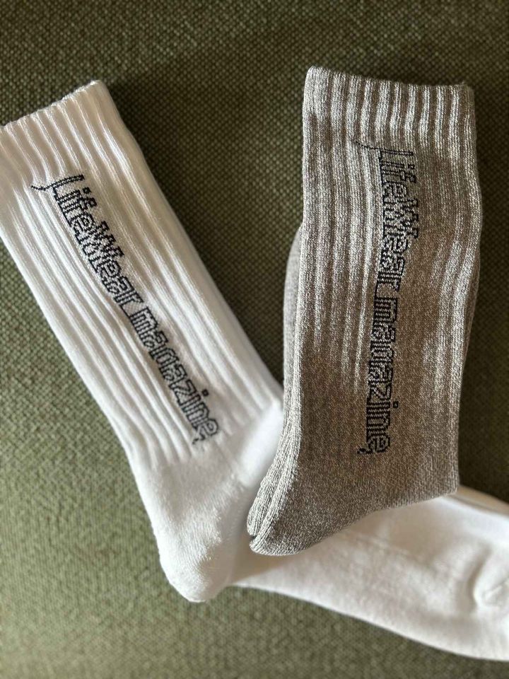 画像1: 【UNIQLO】LifeWear magazineパイルソックス（２足組）WHITE & GRAY ¥1,290 ONE SIZE (25-27㎝) www.uniqlo.com