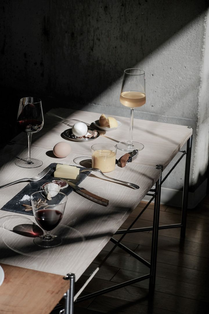 拡張できるCENTREフォールディングテーブル