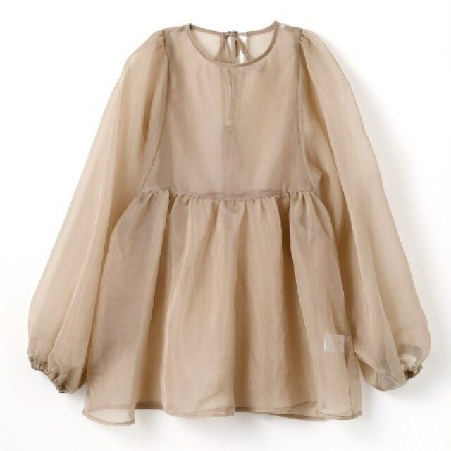 しまむらの新作ブラウス