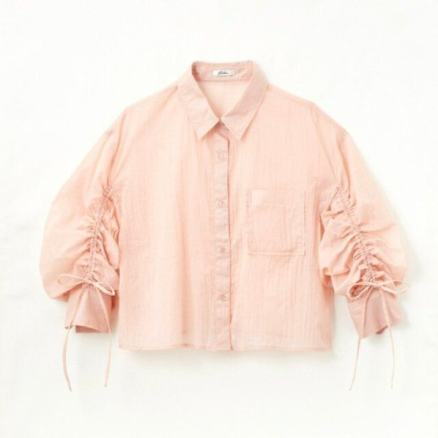 しまむらの新作ブラウス