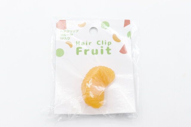 100均セリアのヘアクリップフルーツモチーフ