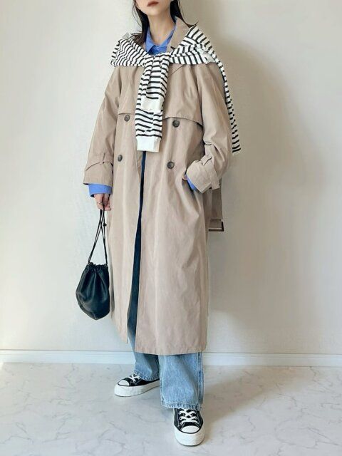 春のトレンチコートコーデ