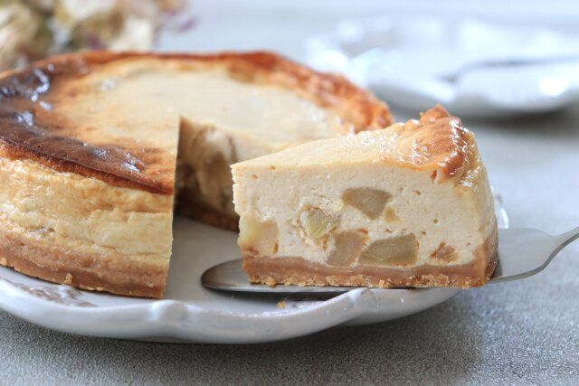 りんごのベイクドチーズ風ヨーグルトケーキ レシピ 完成
