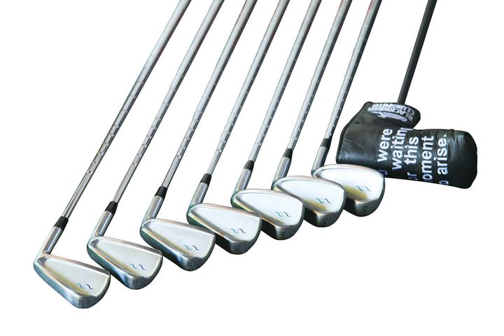 〈MOE86〉のゴルフクラブ