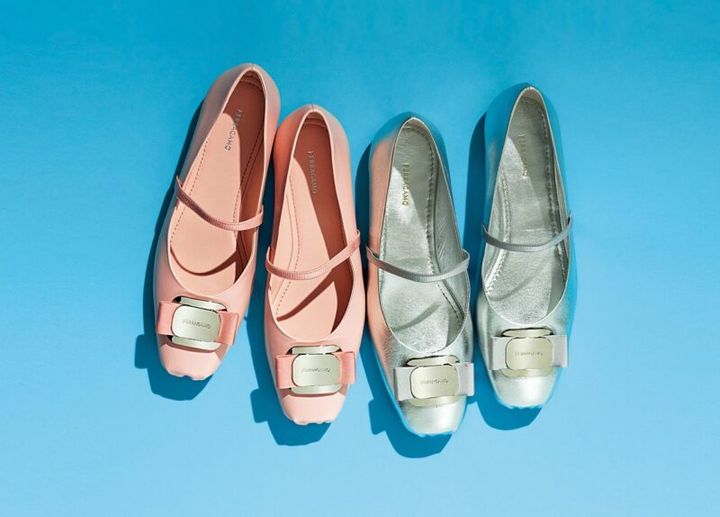 フェラガモのバレエシューズ