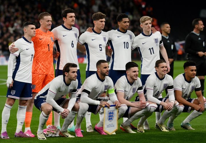 国旗騒動で炎上のイングランド代表新ユニフォーム、2万円超なのに売れ行きは絶好調だった