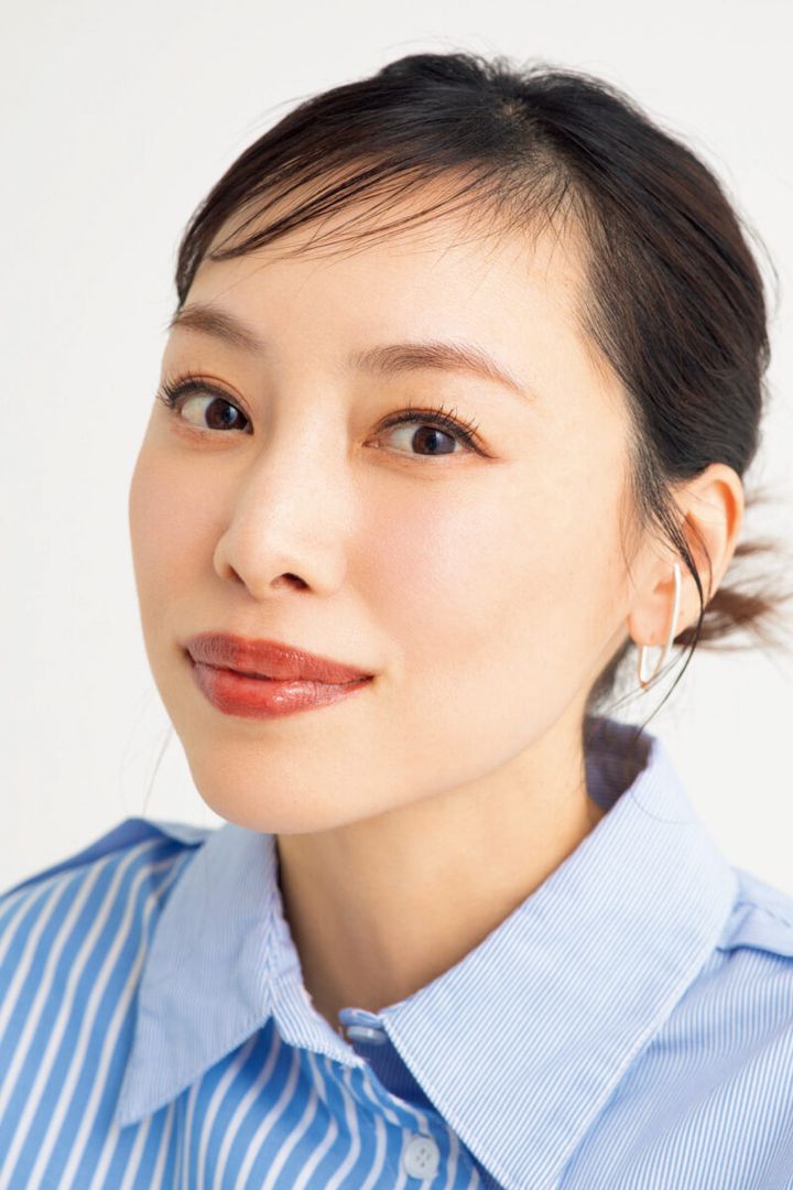 肌のたるみを解決するフェイスパウダー メイク