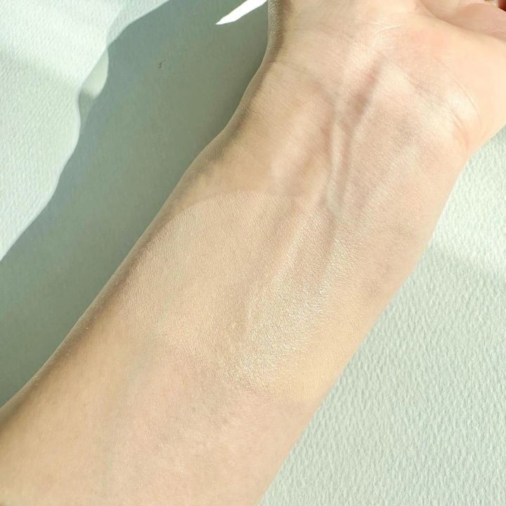 インテグレート_新作コスメ2024_プロフィニッシュクッション_スウォッチ