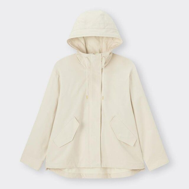 GUの値下げマウンテンパーカ