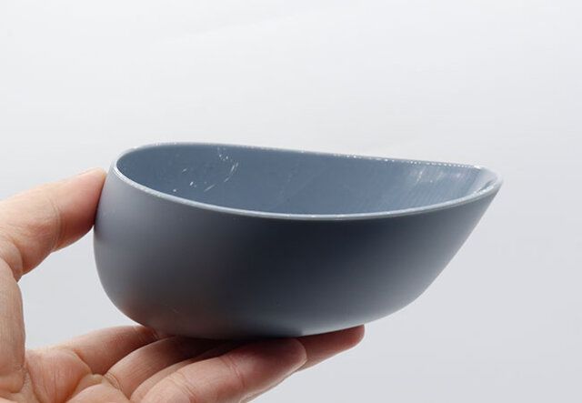 ダイソーのすくいやすい食器の形状