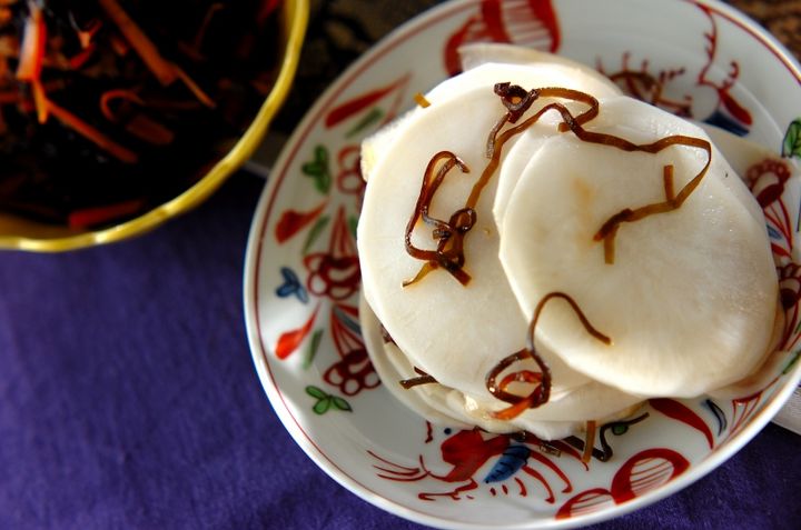 カブと塩昆布の簡単つけもの