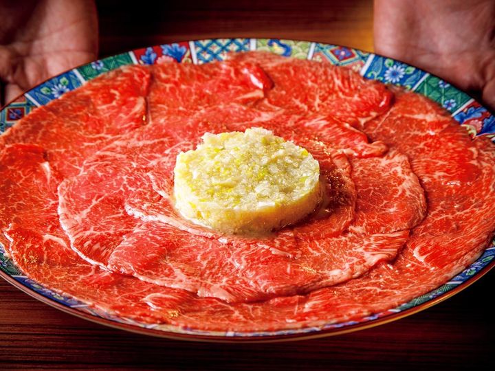 中目黒『中目黒焼肉 登牛門』ののめろー（牛ロースの塩ダレ焼き）
