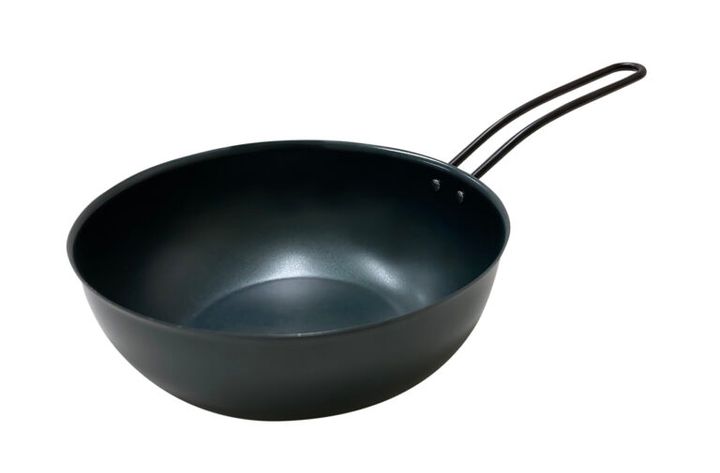 とろサーモン村田とソラシド本坊のキャンプ番組が中華鍋をプロデュース！