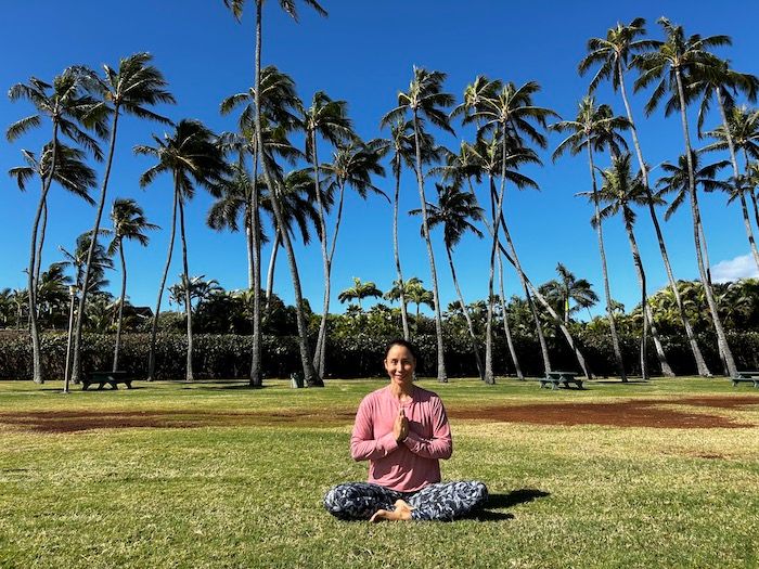 あぐらのポーズ