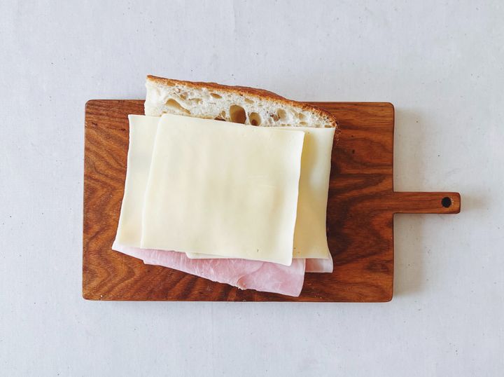【5分でできる簡単レシピ】ジャンボン・フロマージュ【パン好きなsumire.のバゲットサンドのレシピ vol.14 〜レシピで旅するヨーロッパ〜】