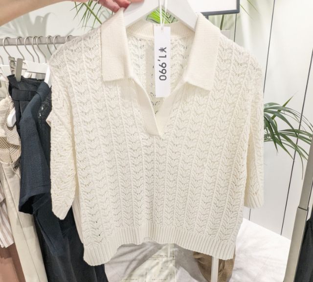 白のスカシアミスキッパーポロセーター