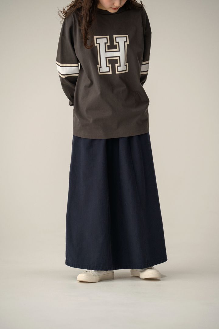 【低身長さんのおしゃれのお悩み解決】”ロングスカート”をバランスよく着こなすには？シルエット別に着こなしのコツを指南！