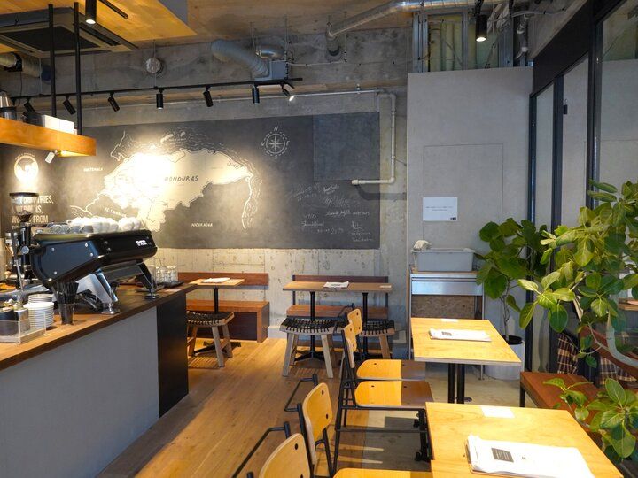 空気の澄んだ朝の鎌倉でゆったりとしたモーニング♪「27COFFEE ROASTERS KAMAKURA」