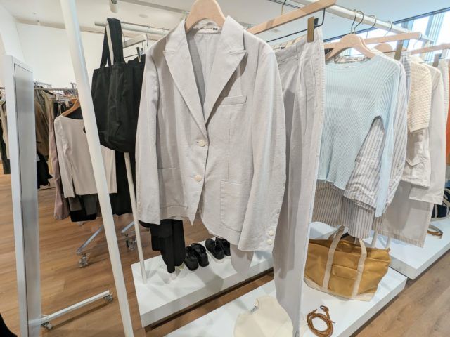 イネス「リネンジャケット」