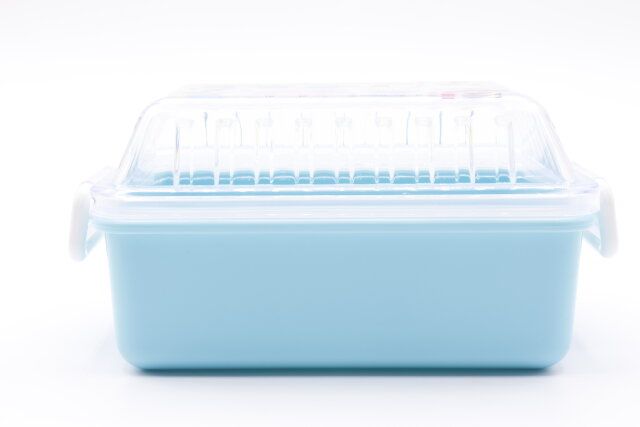 セリアのドーム型ランチボックス L／トイ・ストーリー／サニーサイドのサイズ感