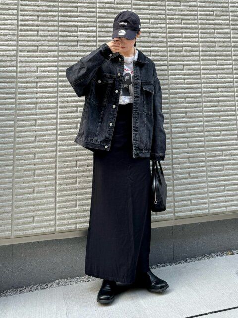 春のモノトーンコーデ