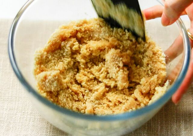 セムラ レシピ アーモンドパウダーの材料を混ぜる