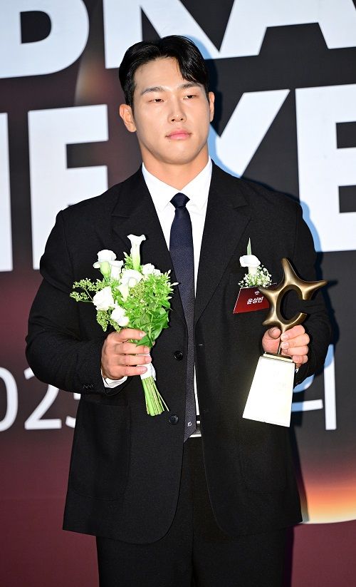 ユン・ソンビン