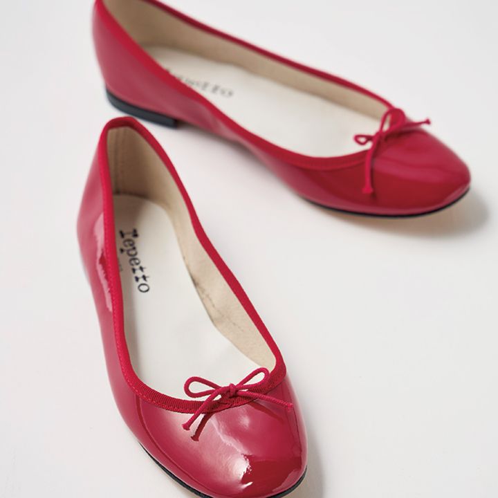 赤、オレンジ、黄色！コーデにプラスしたいおしゃれなアイテム12選