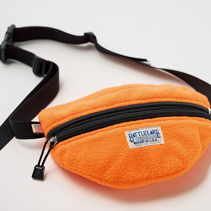 赤、オレンジ、黄色！コーデにプラスしたいおしゃれなアイテム12選