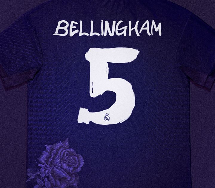 レアル・マドリーに山本耀司の「Y-3」とコラボの限定ユニフォームが登場！美しき“紫の薔薇”デザイン