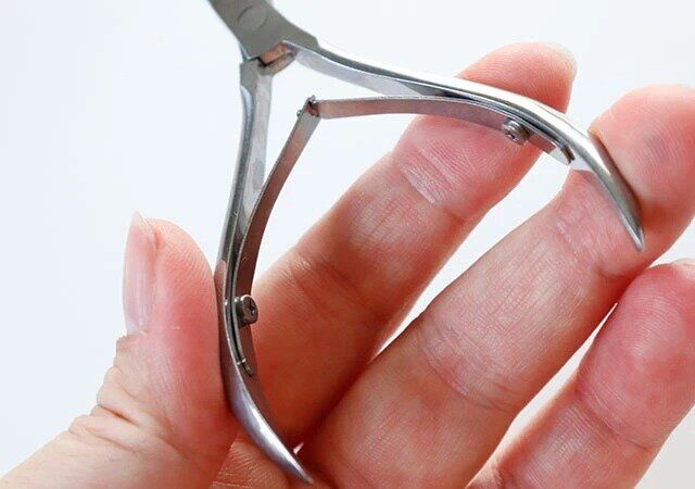 キューティクルニッパーのハンドル