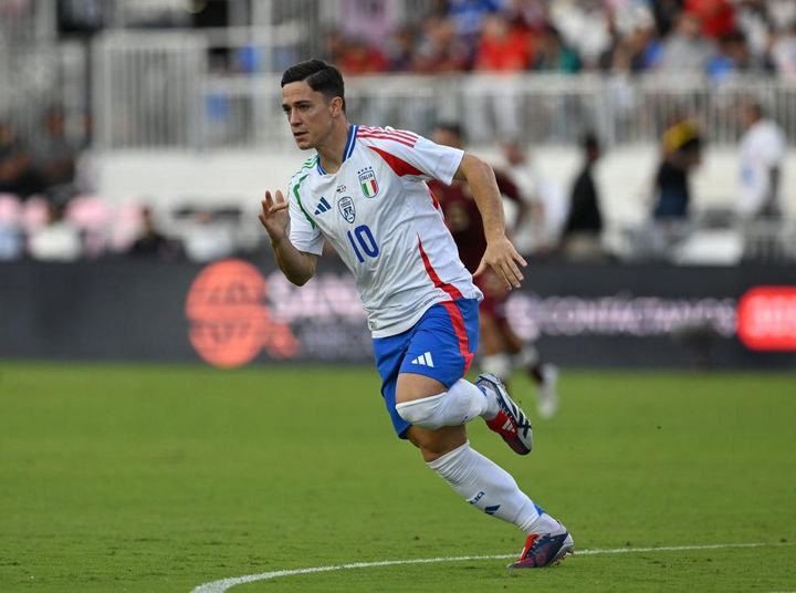 世界の代表チーム上位10か国で「背番号10」を背負うスター（2024年3月）