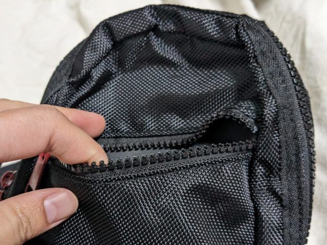 外ポケット上段