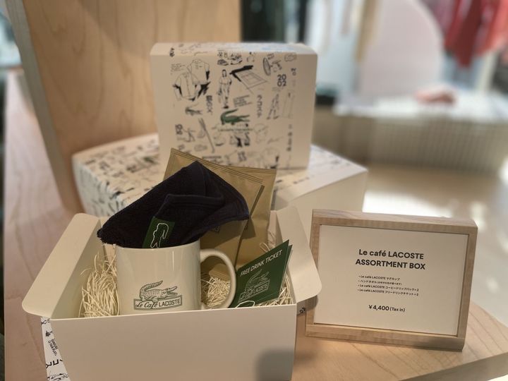 「Le Café Lacoste ASSORTMENT BOX」4400円