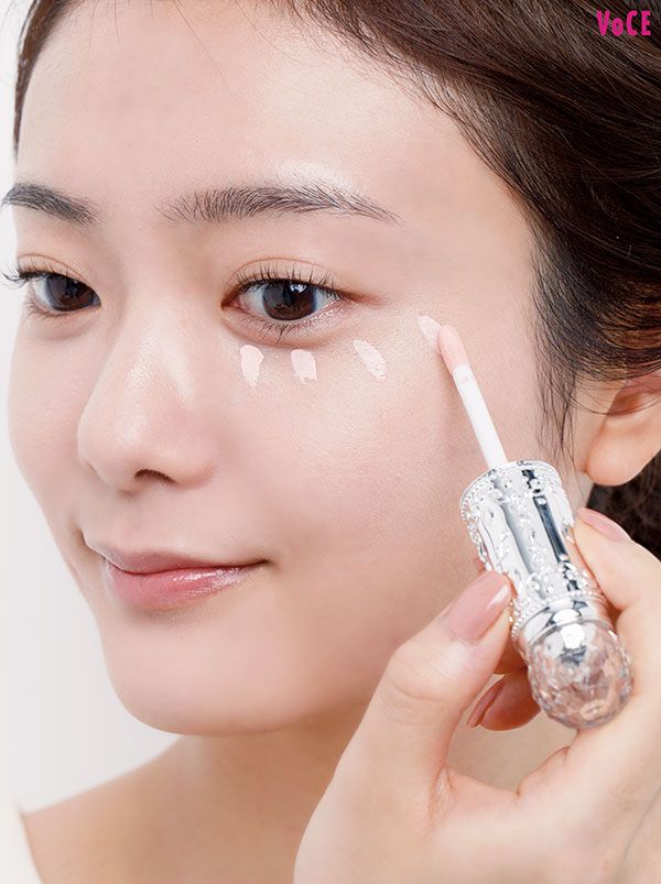 くすみピンクコンシーラーを美肌ゾーンに／田村保乃さん