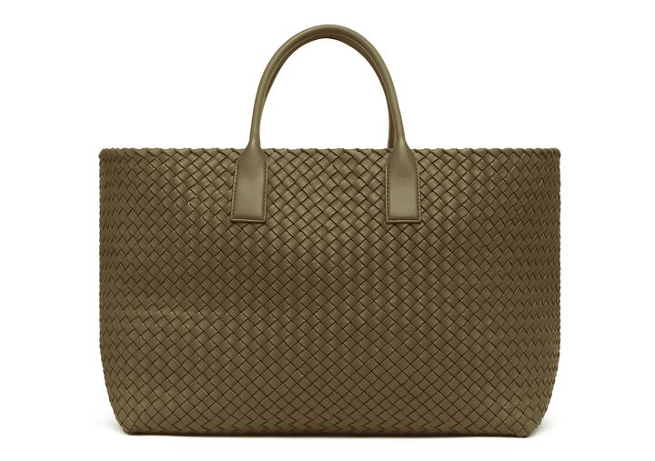 《ボッテガ・ヴェネタ》が新宿伊勢丹でポップアップストアオープン！限定ラインナップにも注目