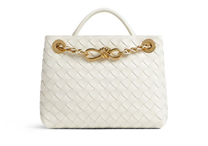 《ボッテガ・ヴェネタ》が新宿伊勢丹でポップアップストアオープン！限定ラインナップにも注目